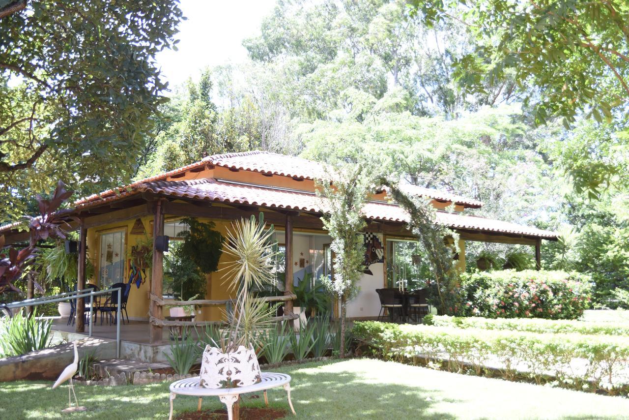 Rosa Spa E Pousada Aparecida de Goiania Ngoại thất bức ảnh