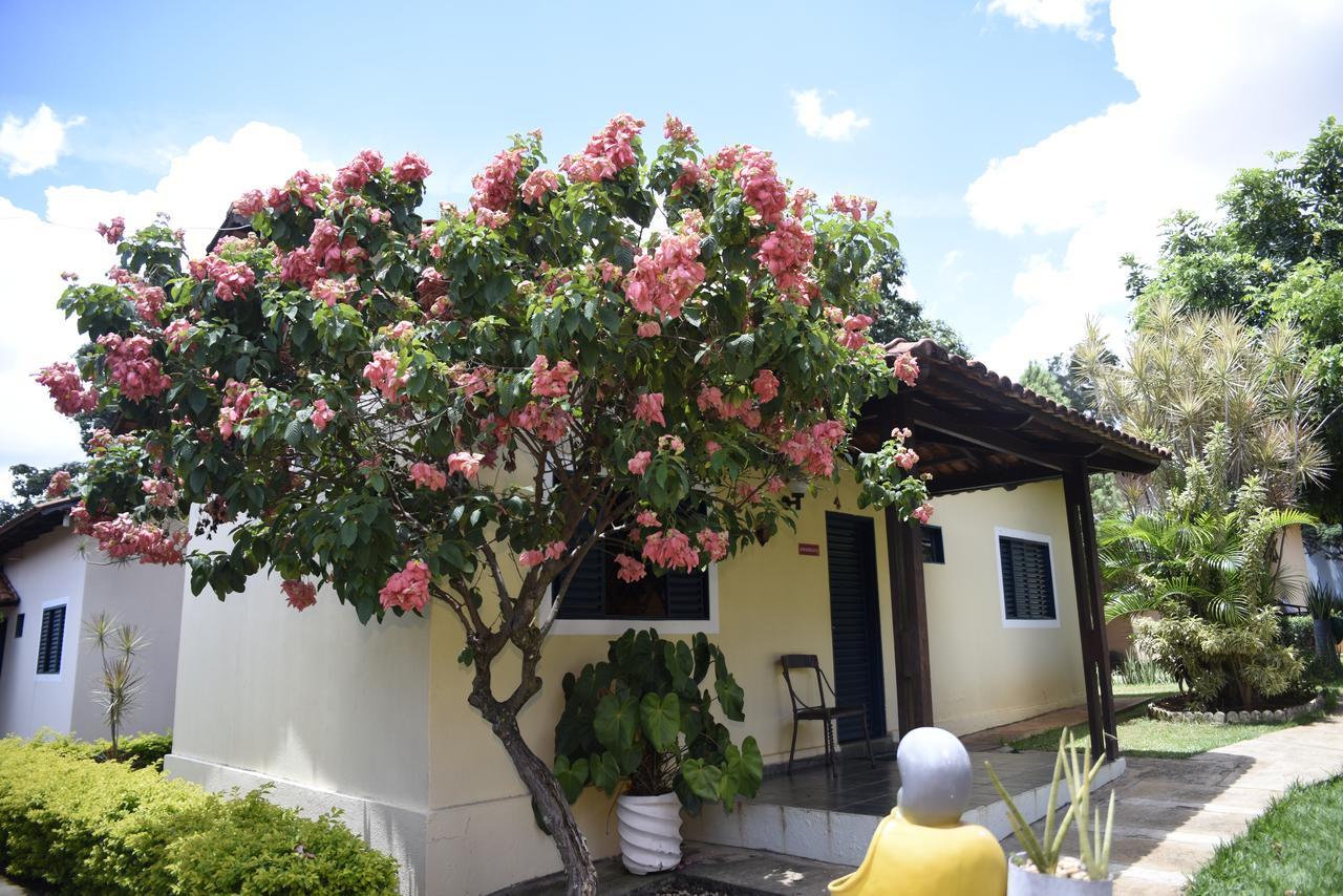 Rosa Spa E Pousada Aparecida de Goiania Ngoại thất bức ảnh