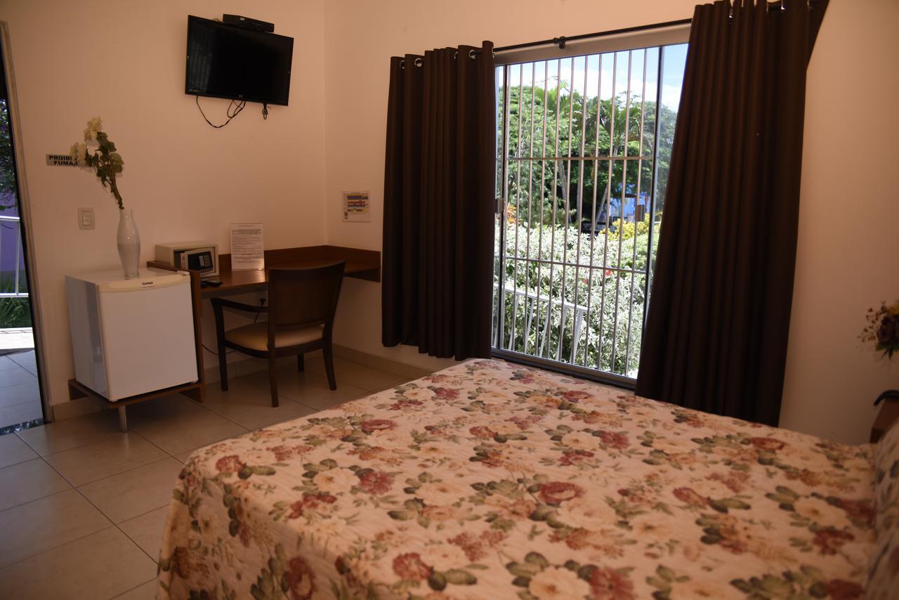 Rosa Spa E Pousada Aparecida de Goiania Ngoại thất bức ảnh